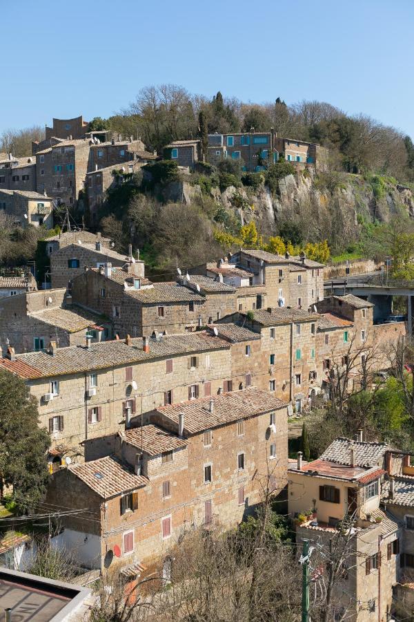 Opera Suites - Le Notti Bianche Calcata Exterior photo